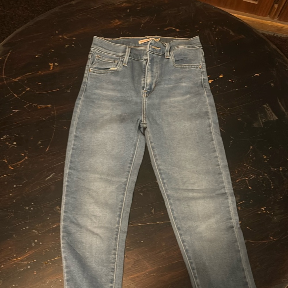 Levi 720 high-rise super skinny jeans